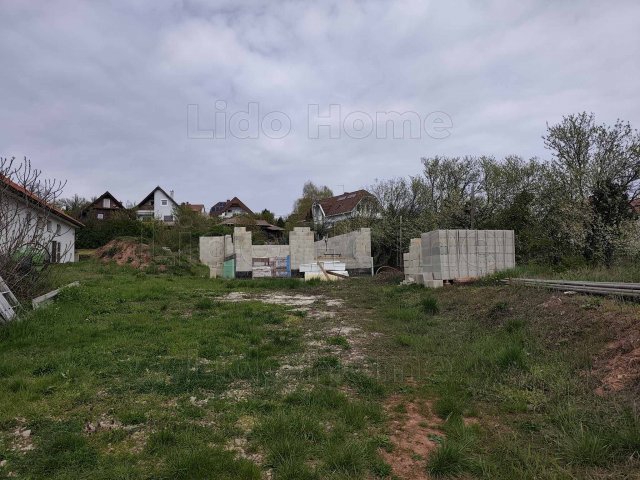 Eladó telek, Felsőörsön 106 M Ft / költözzbe.hu