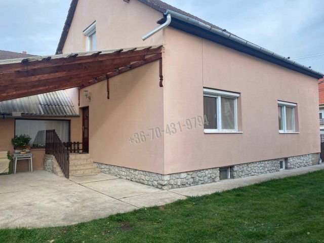 Eladó családi ház, Bogácson 41.9 M Ft, 5 szobás