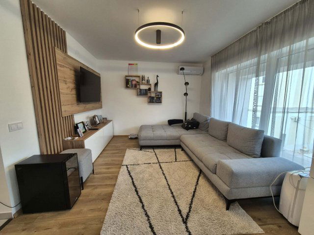 Eladó téglalakás, Pécsett 90 M Ft, 2 szobás