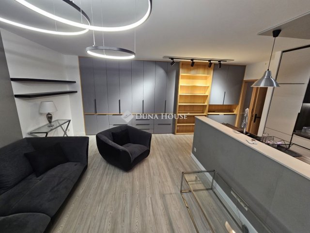 Kiadó téglalakás, albérlet, VII. kerületben, Rejtő Jenő utcában