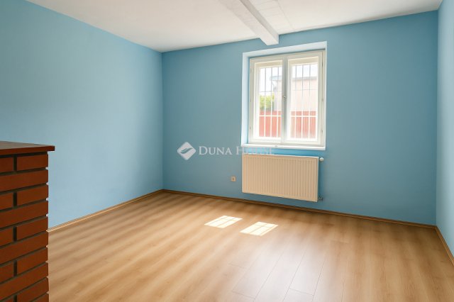 Eladó családi ház, Hosszúpályin 7.99 M Ft, 2 szobás