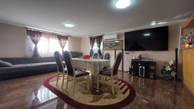 Eladó családi ház, Sarkadon 11.5 M Ft, 2 szobás