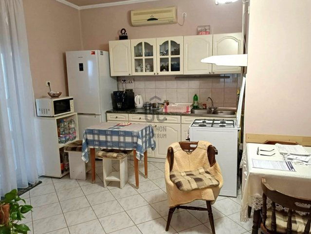 Eladó családi ház, Debrecenben 130 M Ft, 5 szobás