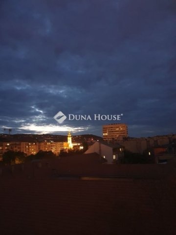 Eladó téglalakás, Budapesten, I. kerületben 134.9 M Ft, 4 szobás