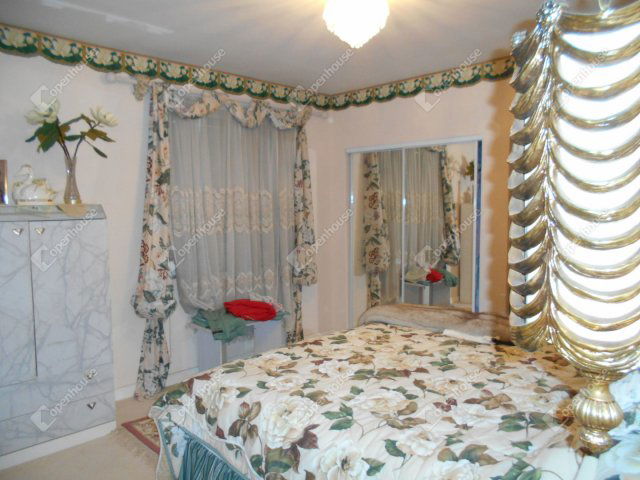 Eladó nyaraló, Hévízen 290 M Ft, 8 szobás