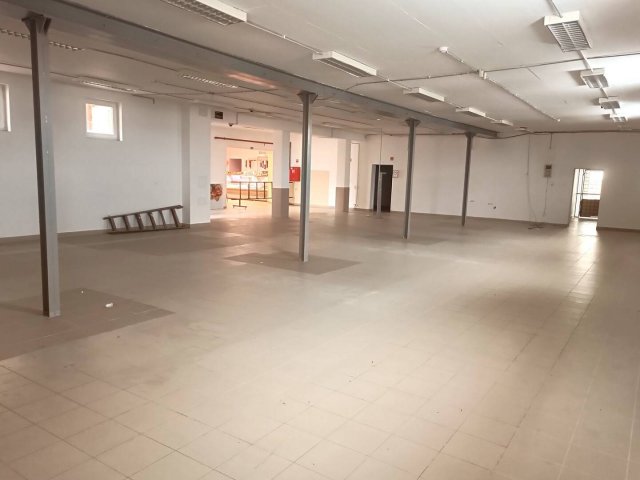 Kiadó üzlethelyiség, Újhartyánon 600 E Ft / hó