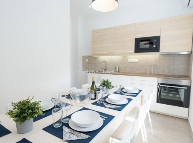 Eladó téglalakás, Budapesten, I. kerületben 139.7 M Ft, 4 szobás