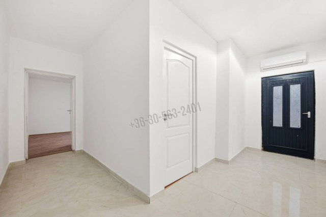 Eladó sorház, Esztergomban 32.9 M Ft, 2 szobás