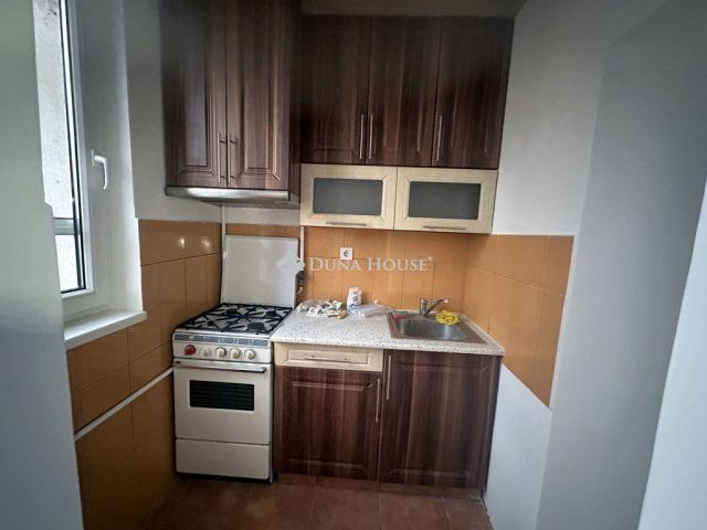 Eladó téglalakás, Nyíregyházán, Vécsey utcában 27 M Ft