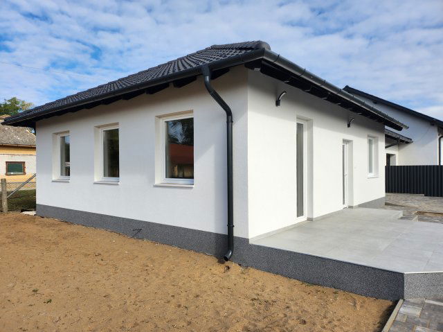 Eladó téglalakás, Újlengyelen 72.99 M Ft, 2 szobás