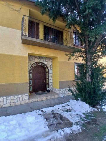 Eladó családi ház, Papkeszin 130 M Ft, 5 szobás