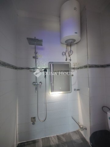 Eladó téglalakás, Üllőn 24.9 M Ft, 1 szobás