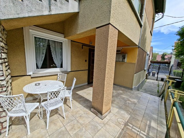 Eladó családi ház, Budapesten, XV. kerületben 64.9 M Ft