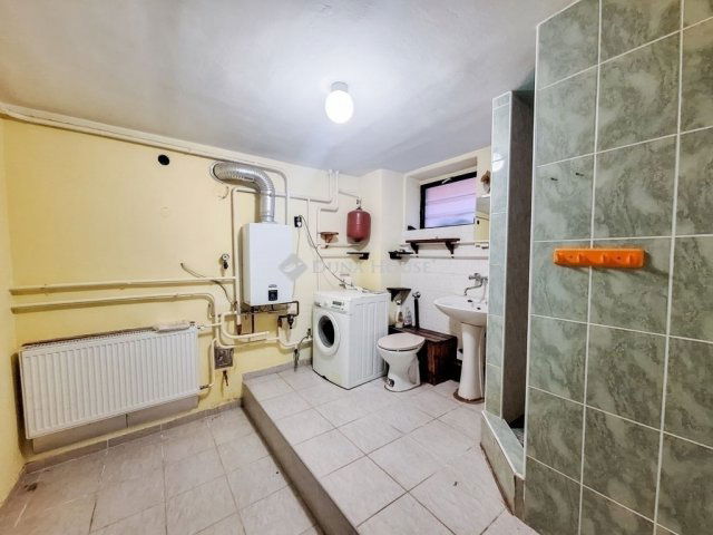 Eladó családi ház, Budapesten, XVI. kerületben 109.9 M Ft