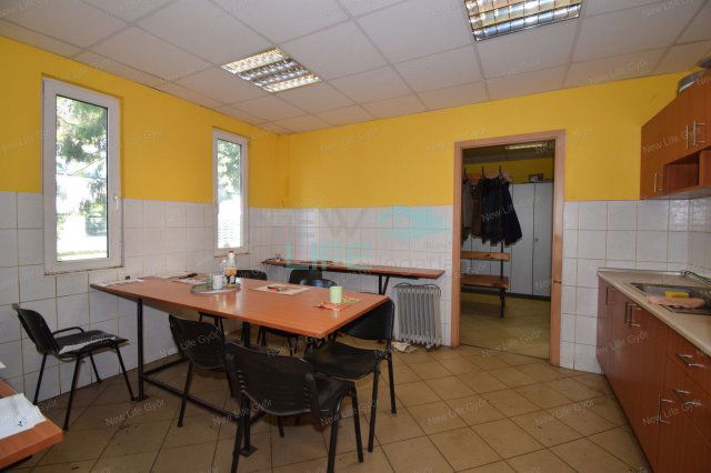 Kiadó ipari ingatlan, Győrött 480 E Ft / hó
