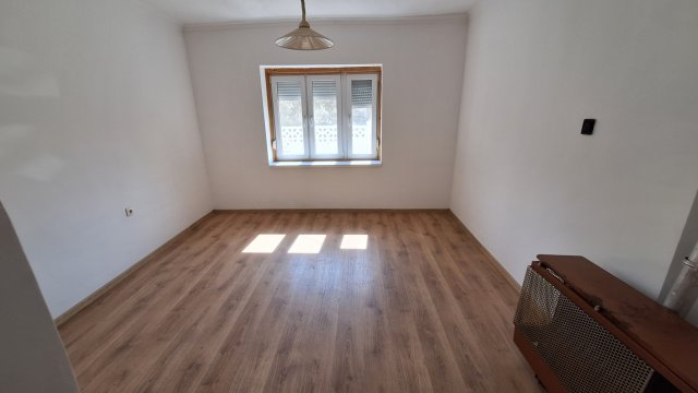 Eladó családi ház, Gödöllőn 87.99 M Ft, 2 szobás