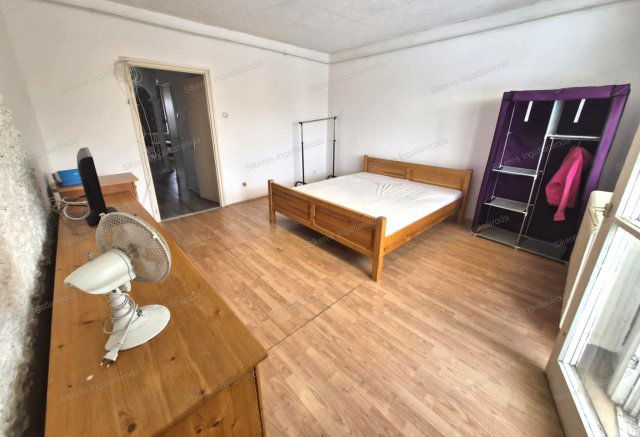 Eladó téglalakás, Tatabányán 34.99 M Ft, 2 szobás