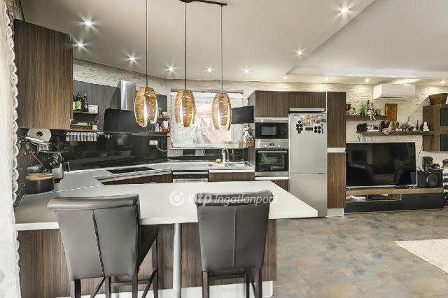 Eladó családi ház, Érden 149 M Ft, 5 szobás