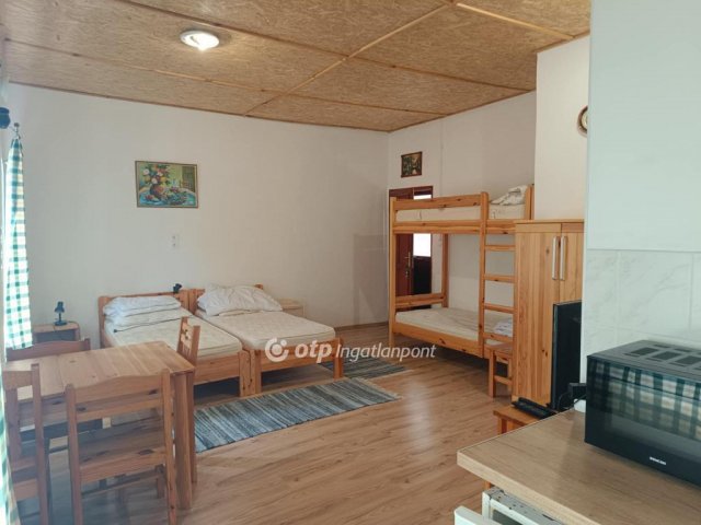 Eladó családi ház, Sarudon 24.9 M Ft, 3+1 szobás