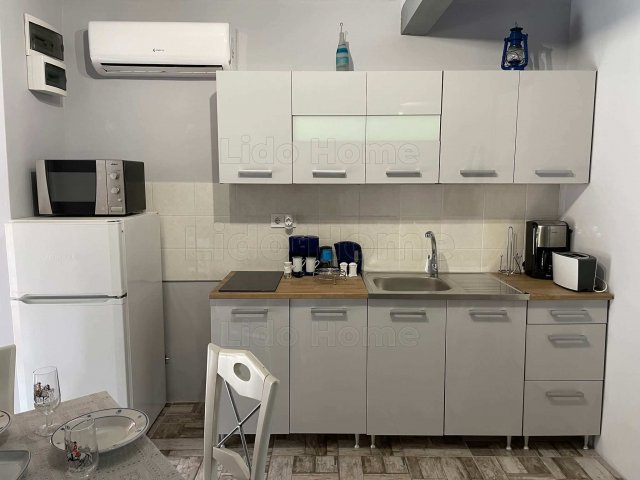 Eladó téglalakás, Balatonlelleén 29.99 M Ft, 1 szobás