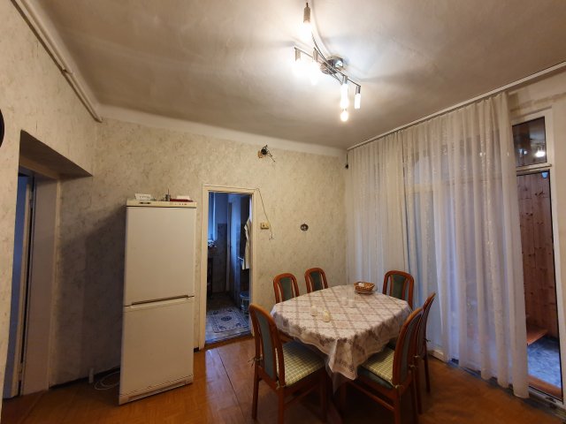 Eladó téglalakás, Vácon 85 M Ft, 2 szobás