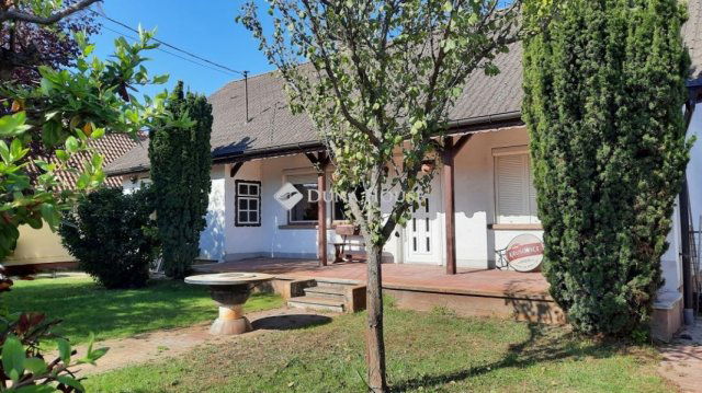 Eladó családi ház, Hernádon 100 M Ft, 4 szobás