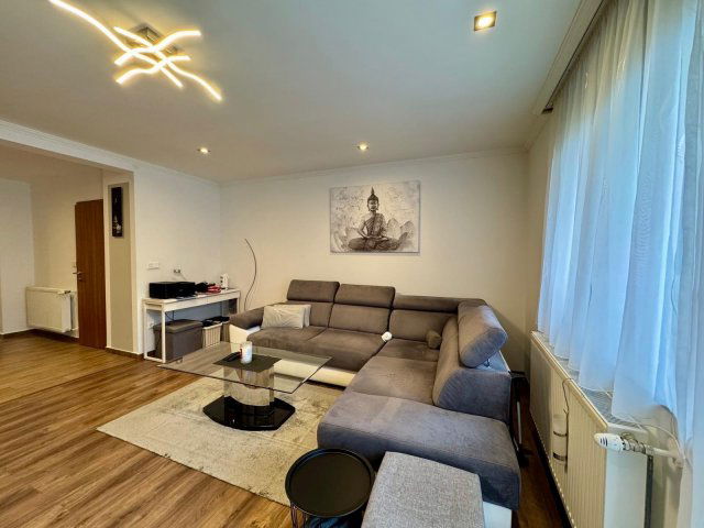 Eladó téglalakás, Zalaszentgróton 65 M Ft, 2 szobás