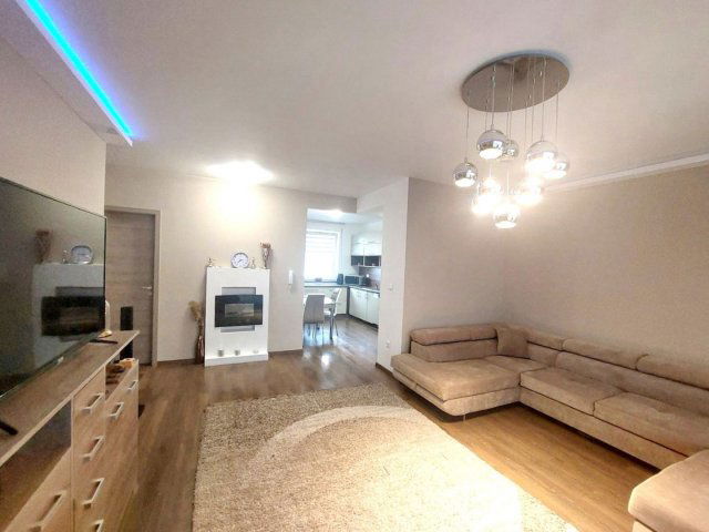 Eladó téglalakás, Debrecenben 97.9 M Ft, 4 szobás