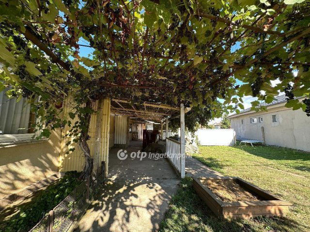 Eladó családi ház, Nyírpazonyon 27.49 M Ft, 1+1 szobás