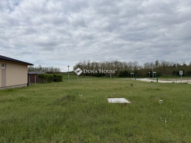 Eladó telek, Nagyszentjánoson 16 M Ft / költözzbe.hu