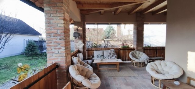 Eladó családi ház, Szigetváron 117 M Ft, 4 szobás