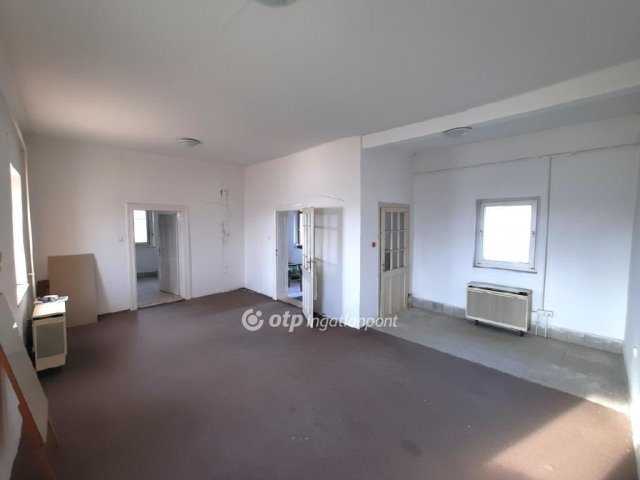 Eladó családi ház, Lajosmizsén 23 M Ft, 2 szobás