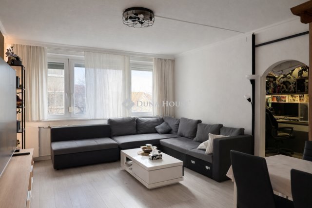 Eladó panellakás, Budapesten, X. kerületben 83.9 M Ft, 3 szobás