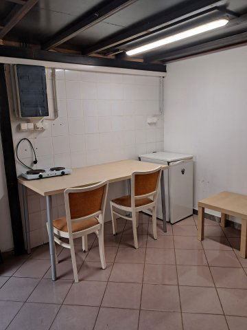 Kiadó téglalakás, albérlet, Budapesten, VI. kerületben