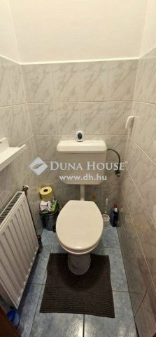 Eladó családi ház, Budakeszin 240 M Ft, 5 szobás