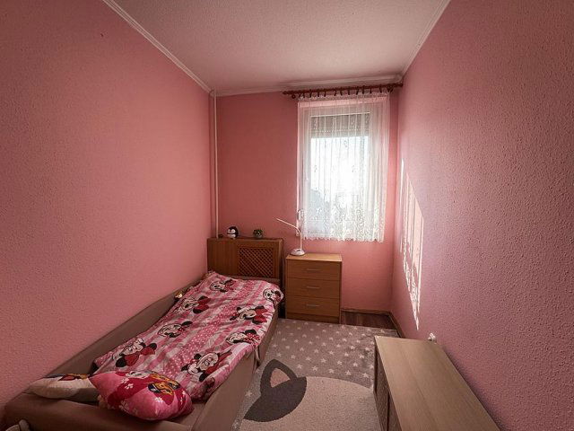 Eladó panellakás, Budapesten, III. kerületben 65.9 M Ft