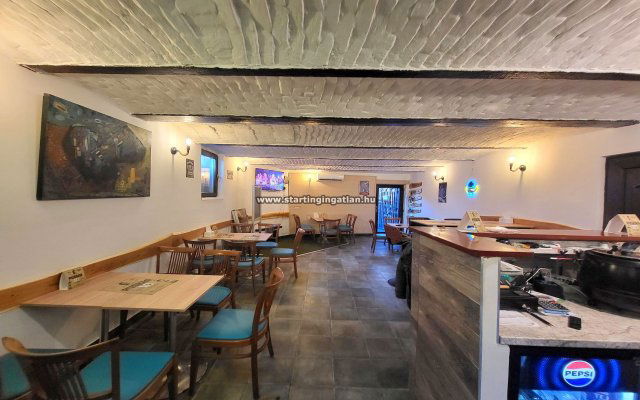 Eladó üzlethelyiség, XVI. kerületben, Veres Péter úton