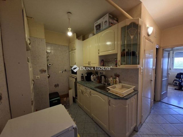 Eladó téglalakás, Szegeden 48.9 M Ft, 2 szobás