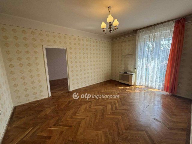 Eladó téglalakás, Miskolcon 24.99 M Ft, 2+1 szobás