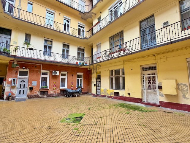 Eladó téglalakás, Budapesten, VIII. kerületben 42.9 M Ft