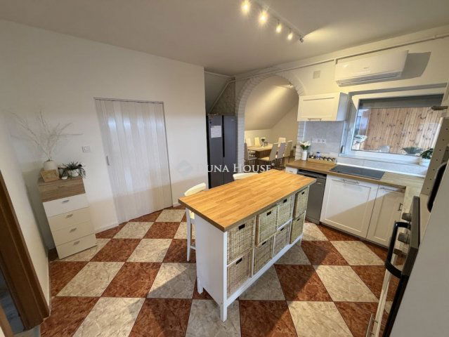 Eladó téglalakás, Szigethalmon 79.9 M Ft, 2+2 szobás