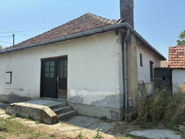 Eladó családi ház, Kötegyánon 11.99 M Ft, 2 szobás