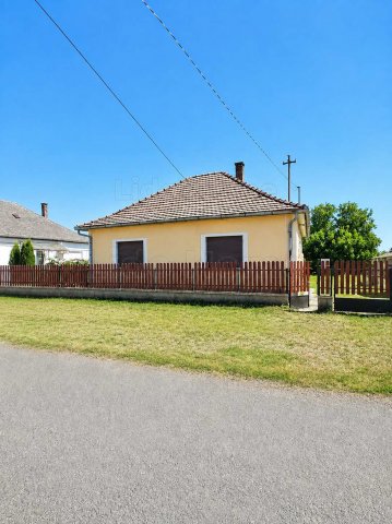 Eladó családi ház, Somogysárdon 22.9 M Ft, 3 szobás