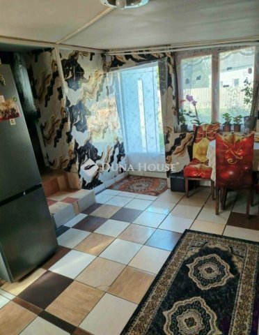 Eladó családi ház, Domonyban 37 M Ft, 3 szobás