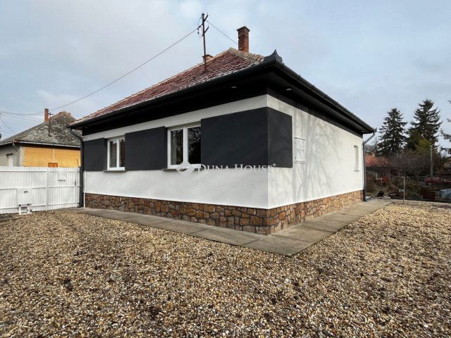 Eladó családi ház, Nagykátán 59 M Ft, 3 szobás