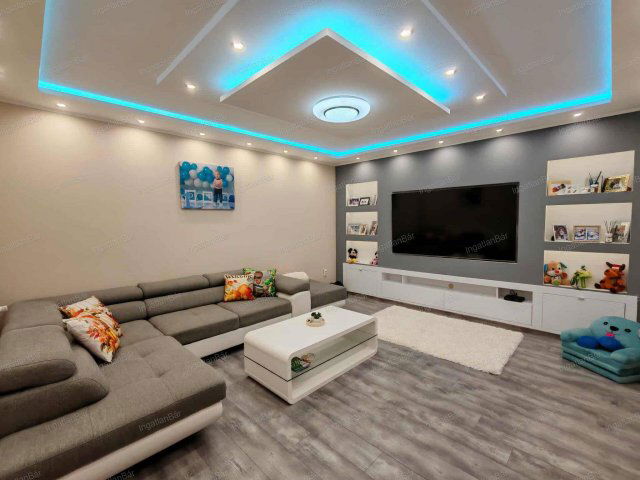 Eladó családi ház, Nyíregyházán 99.999 M Ft, 5 szobás