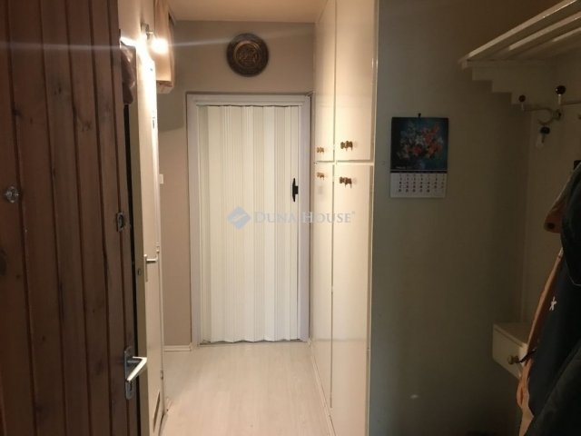 Eladó panellakás, Székesfehérvárott 49 M Ft, 2 szobás