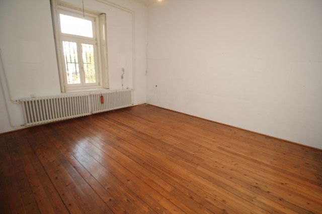 Eladó családi ház, Kecskeméten 89.9 M Ft, 6 szobás