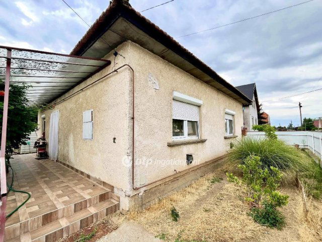 Eladó családi ház, Csévharaszton 46.9 M Ft, 3 szobás