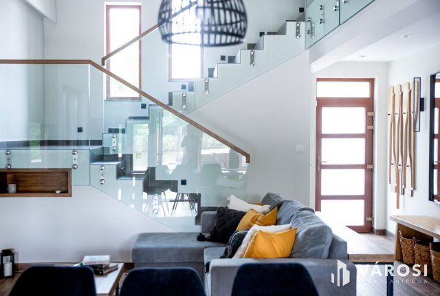 Eladó nyaraló, Gyomaendrődön 125 M Ft, 5 szobás